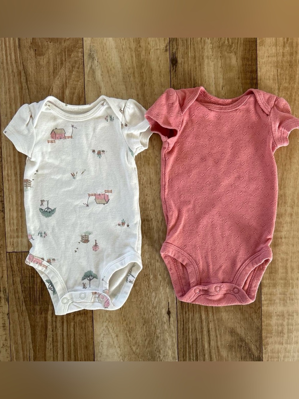 Carter’s bundle of two newborn baby onesie bodysuit pink hearts + rural farm